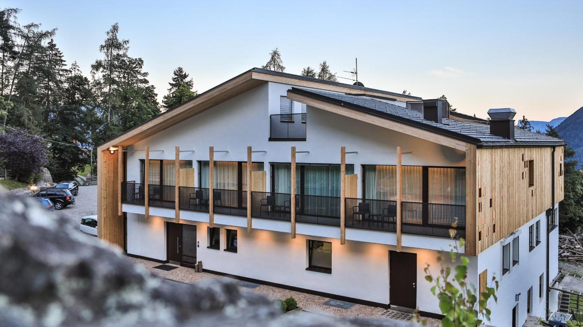 Ladurner Hotel Lagundo Eksteriør billede